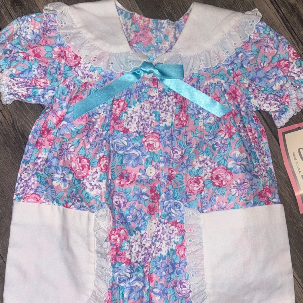 Vintage vintage-baby romper with a floral print, white collar, NWT size 18 - Picture 2 of 6